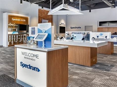  Spectrum Daytona Beach. User reports indicate no current problems at Spectrum. Spectrum (formerly Charter Spectrum) offers cable television, internet and home phone service. Spectrum serves homes and businesses in 25 states. In 2016 Spectrum acquired Time Warner Cable. I have a problem with Spectrum. 